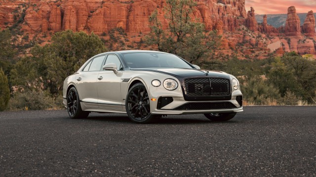 Bentley Flying Spur Speed Luxury Sedan