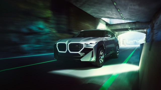 BMW Concept XM Plug-in Hybrid SUV