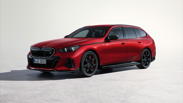 BMW i5 M60 xDrive Touring M Performance Parts 2024