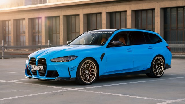 BMW M3 Competition M xDrive BMW M Performance Parts