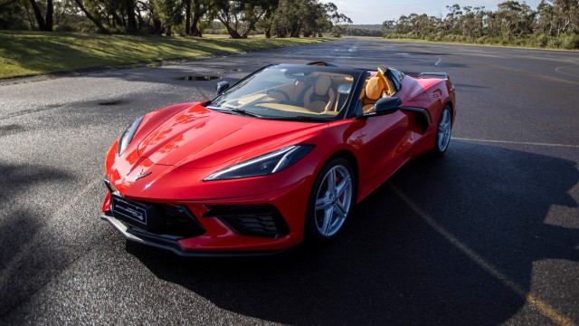 Chevrolet Corvette Stingray Convertible 2024