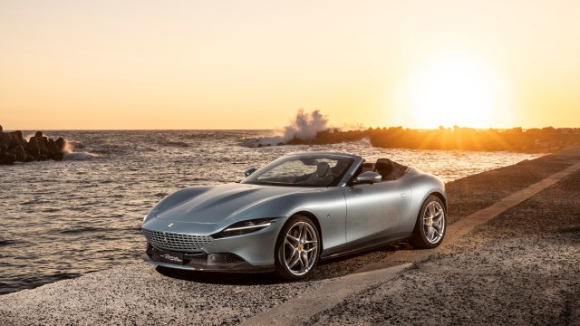 Ferrari Roma Spider 8K