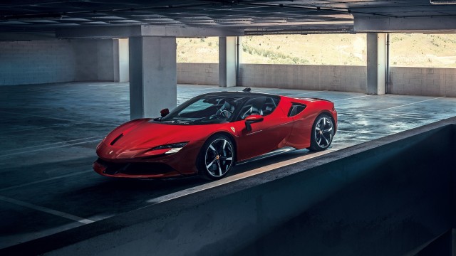 Ferrari SF90 Stradale Plug-In Hybrid