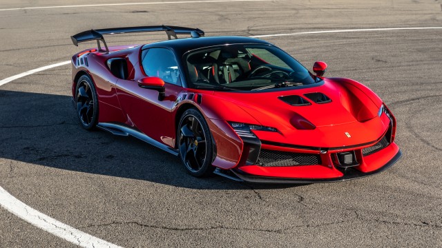 Ferrari SF90 XX Stradale 8K