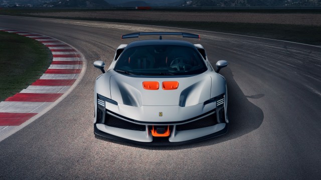 Ferrari SF90 XX Stradale 2023