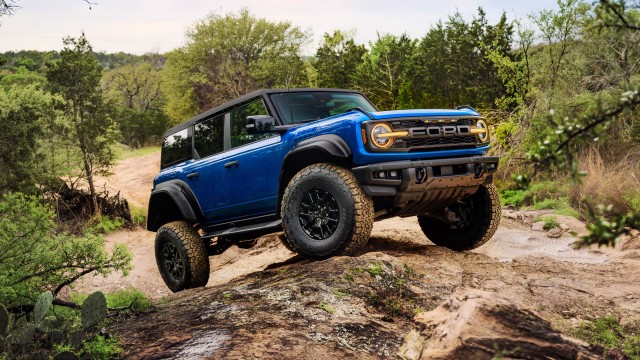 Ford Bronco Raptor 8K
