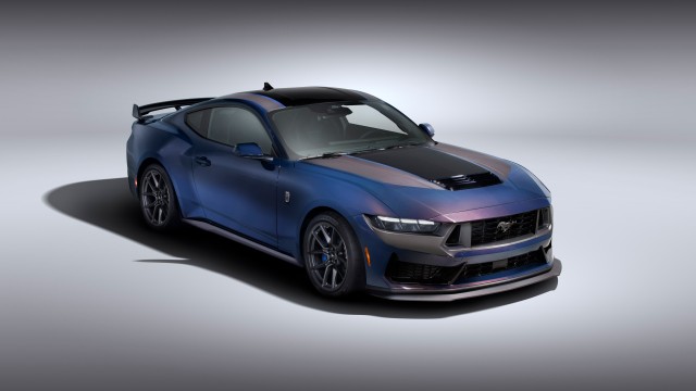 Ford Mustang Dark Horse 2024