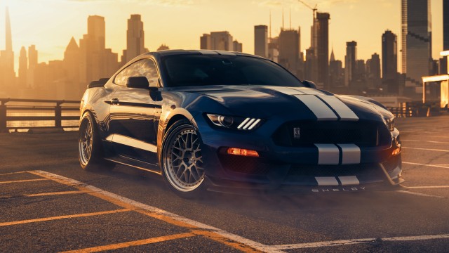 Ford Mustang Shelby GT350 Performance Sedan