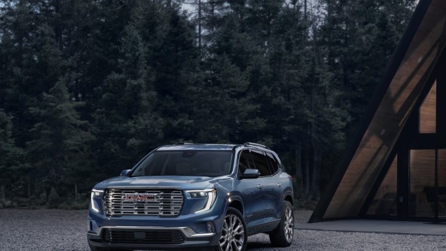 GMC Acadia Denali 2024