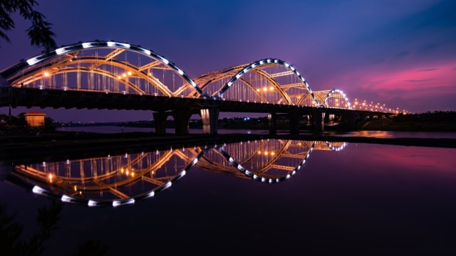 Dragon Bridge City lights