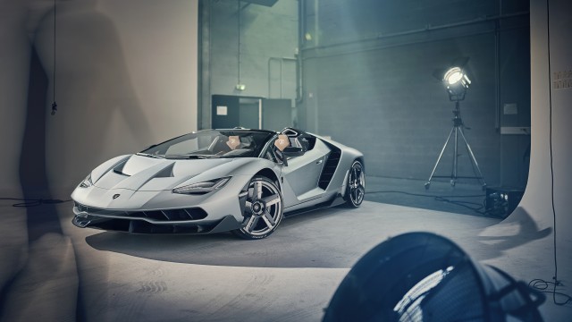 Lamborghini Centenario Roadster Studio