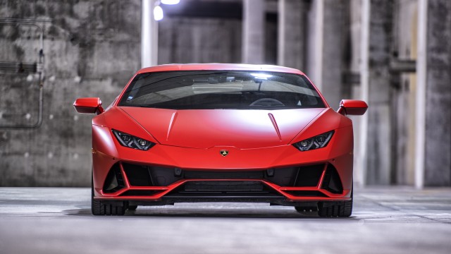 Lamborghini Huracan EVO Red