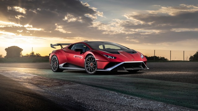 Lamborghini Huracán STO High Performance