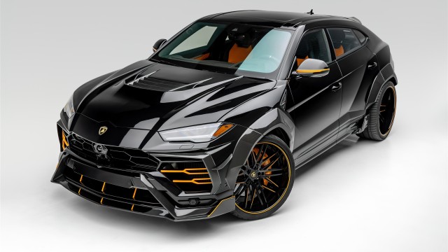 Lamborghini Urus Black Edition