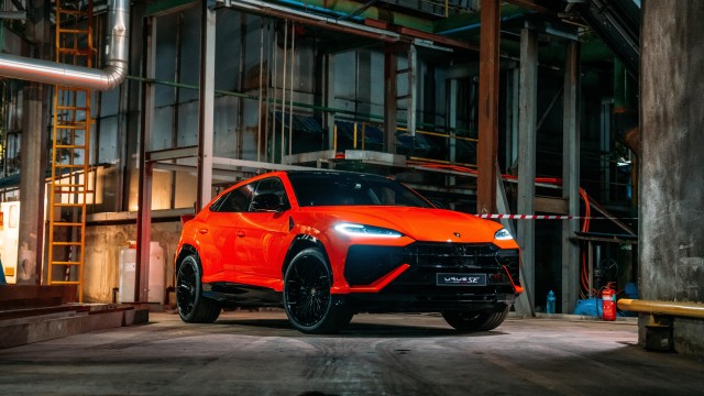 Lamborghini Urus SE 2024