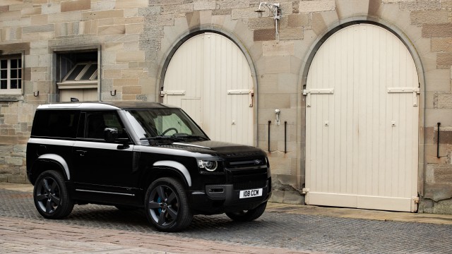 Land Rover Defender 90 V8 Carpathian Edition 5K