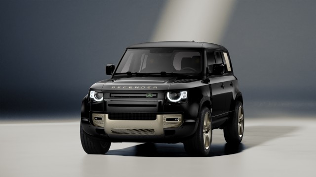Land Rover Defender 110 Rugby World Cup 2023 Limited Edition