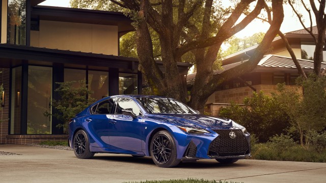 Lexus IS 350 F SPORT 2021