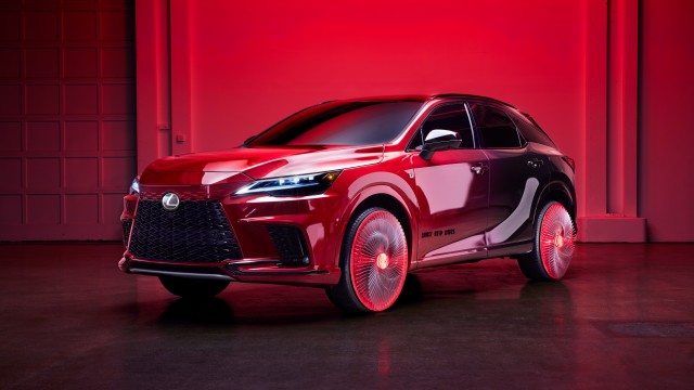 Lexus RX 500h F SPORT Ruby Red Rims 2022