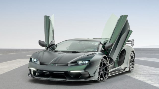 Mansory Cabrera Lamborghini Aventador SVJ