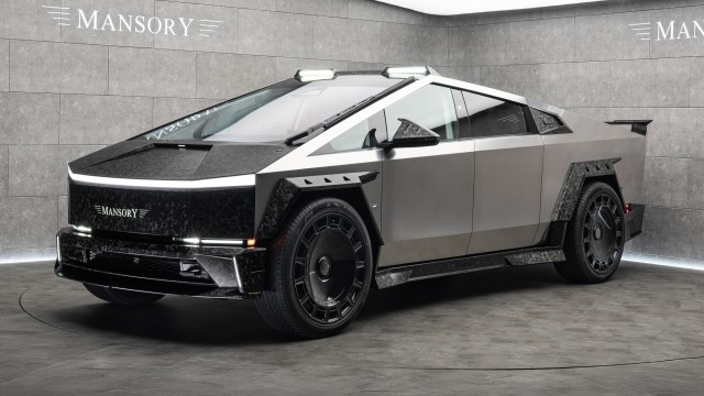 Mansory Elongation Tesla Cybertruck