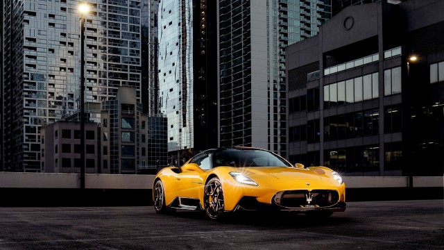 Maserati MC20 Coupé Super Sports Cars