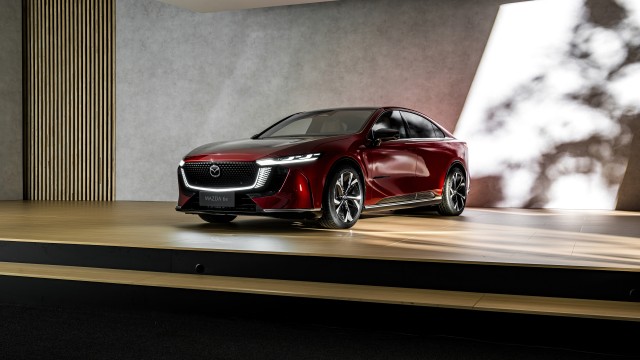 Mazda 6e 2025