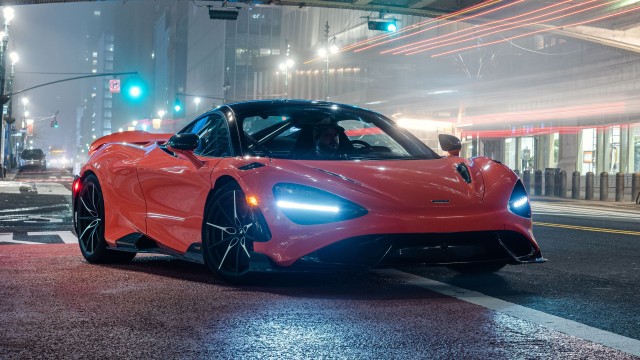 McLaren 765LT Sports cars