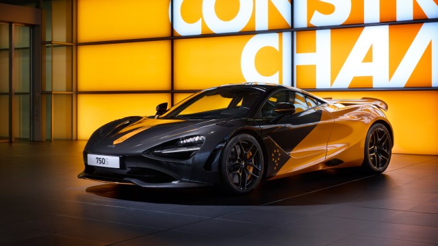 McLaren MCL38 McLaren 750S