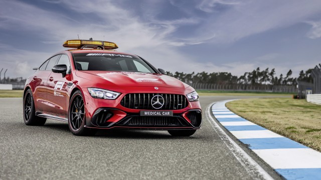 Mercedes-AMG GT 63 S 4MATIC+ F1 Medical car