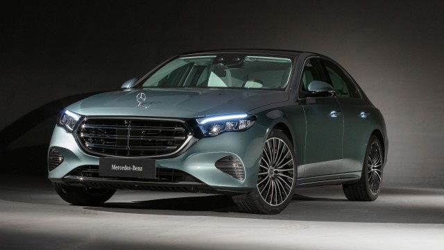 Mercedes-Benz E-Class 2024