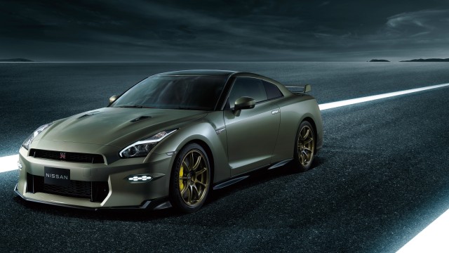 Nissan GT-R Premium Edition 5K