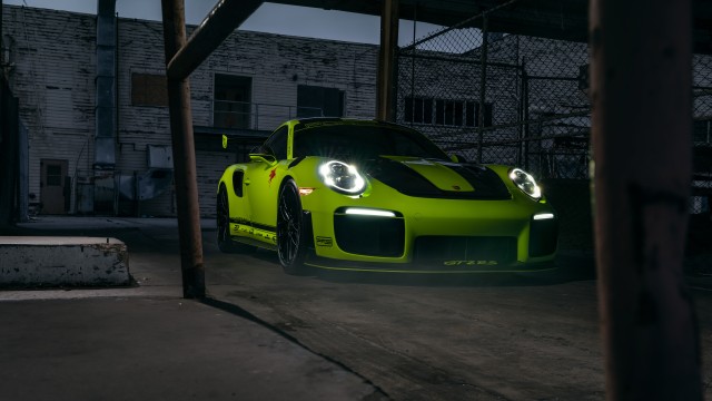 Porsche 911 GT2 RS Supercar