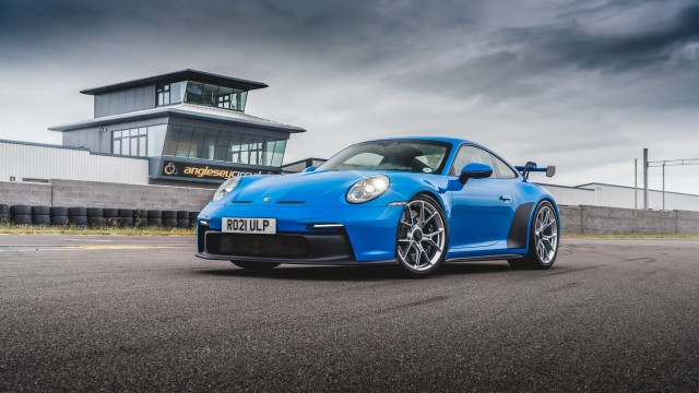 Porsche 911 GT3 MT Sports cars