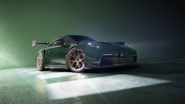 Porsche 911 GT3 RS Manthey Kit