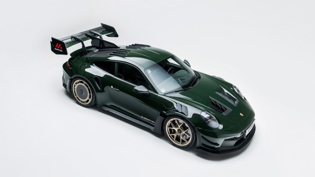 Porsche 911 GT3 RS Manthey Performance Kit