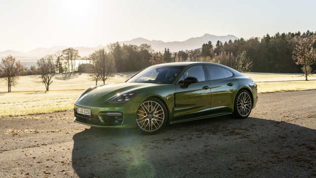 Porsche Panamera 4S 2021