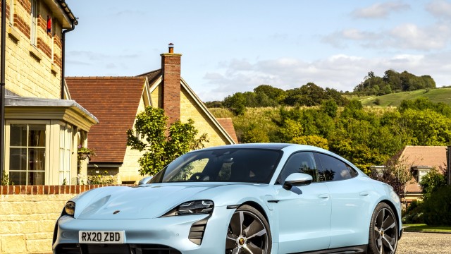 Porsche Taycan 4S 2021