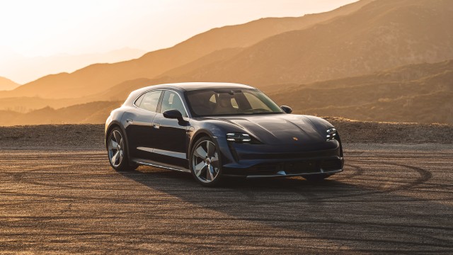 Porsche Taycan Turbo Cross Turismo 5K