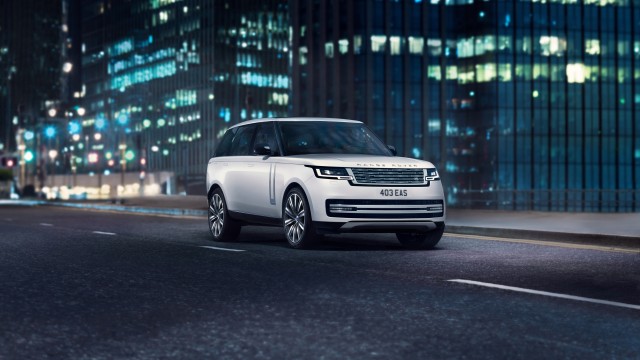 Range Rover Autobiography 8K