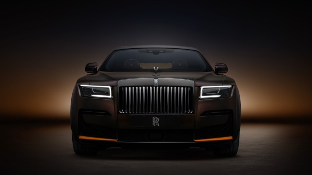 Rolls-Royce Black Badge Ghost Ekleipsis 2023