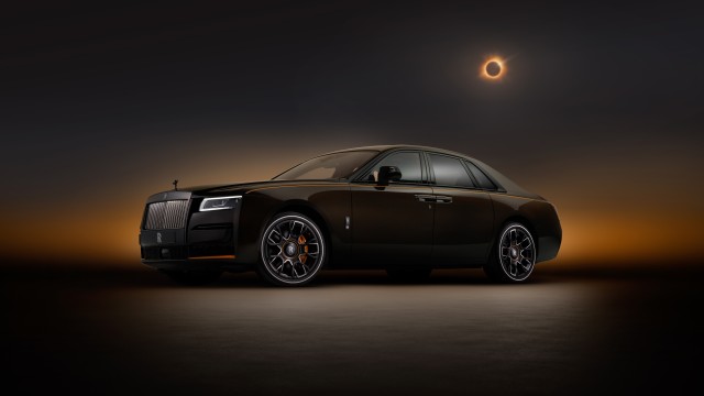 Rolls-Royce Black Badge Ghost Ekleipsis Private Collection 2023