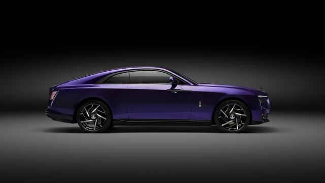 Rolls-Royce Black Badge Spectre Luxury EV