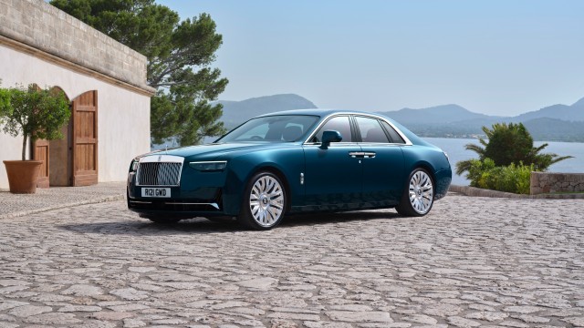 Rolls-Royce Ghost 2024