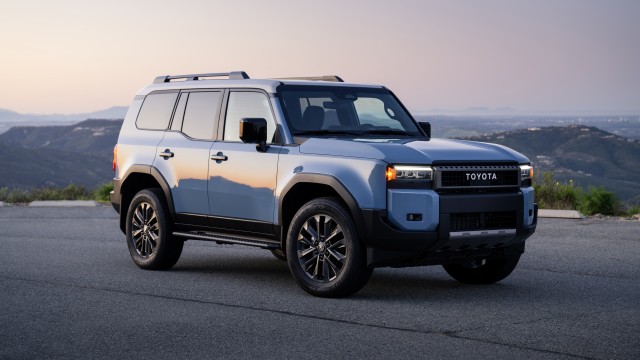 Toyota Land Cruiser 8K