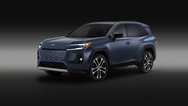 Toyota RAV4 HEV AWD 2026