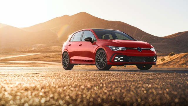 Volkswagen Golf GTI Anniversary Edition