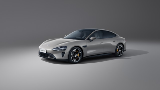 Xiaomi SU7 Electric Sedan