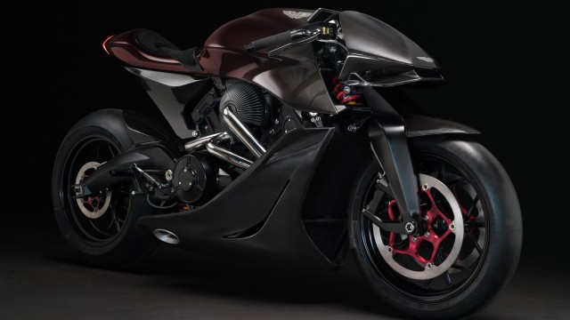 Aston Martin AMB 001 8K