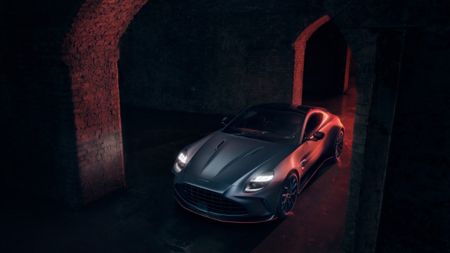 Aston Martin Vantage S 2025